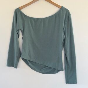CIDER Off Shoulder Ruched Long Sleeve Top Sage Green Size XL